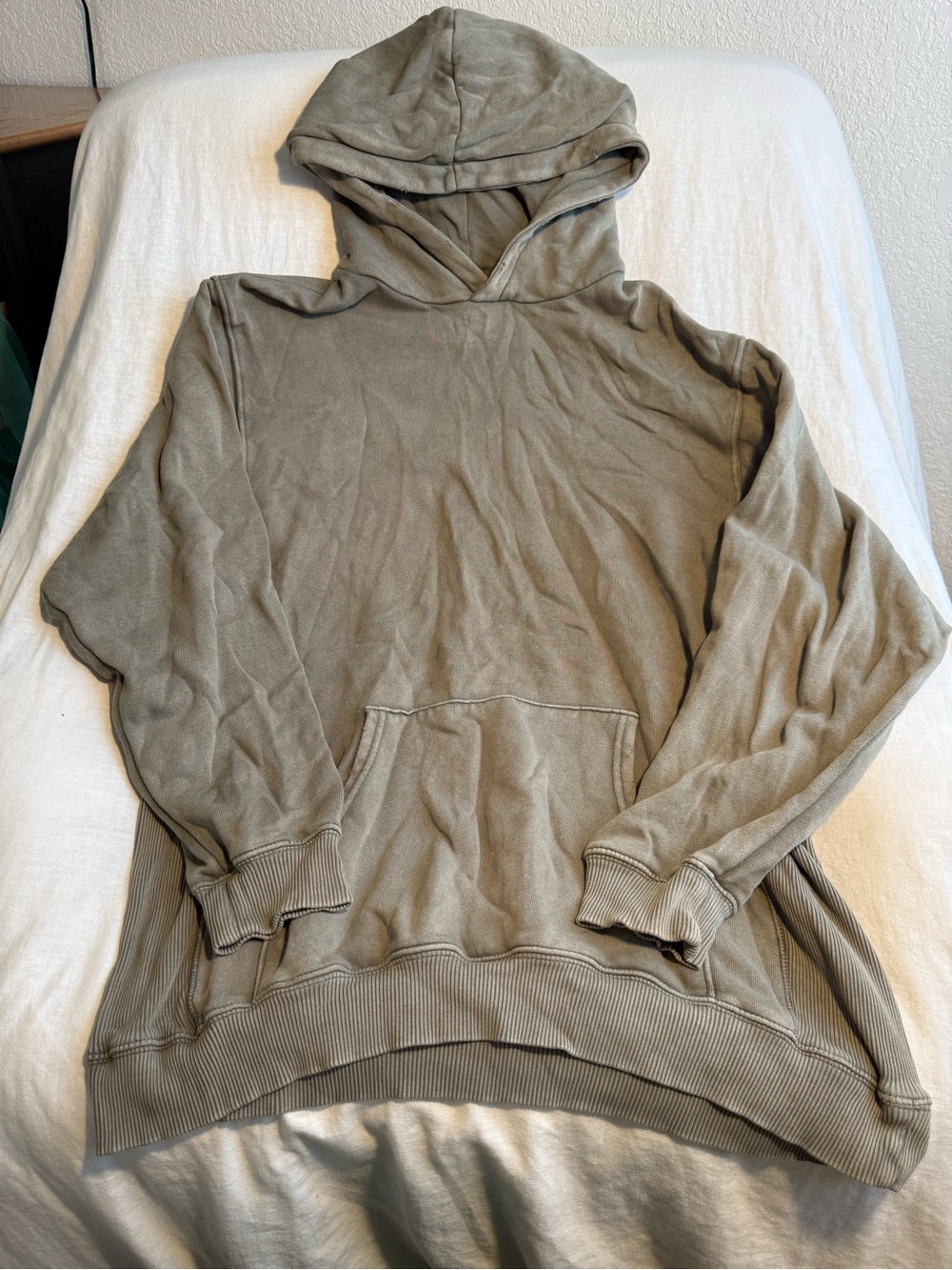 Aerie Hoodie/ Hooded Pullover Sweater - Olive